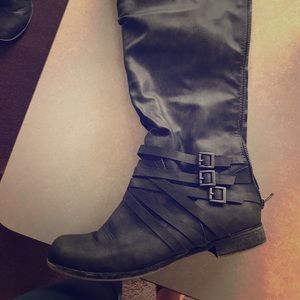 Tall grey boots, under knee